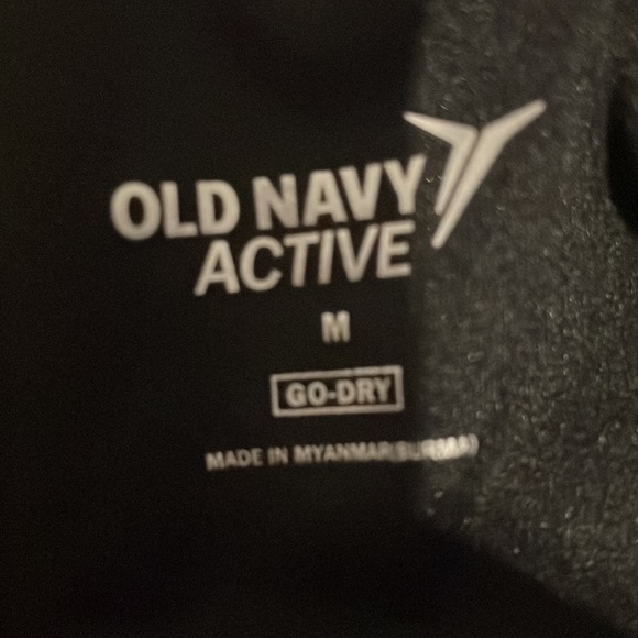 Black old navy athletic shorts with light grey pattern - Picture 3 of 4